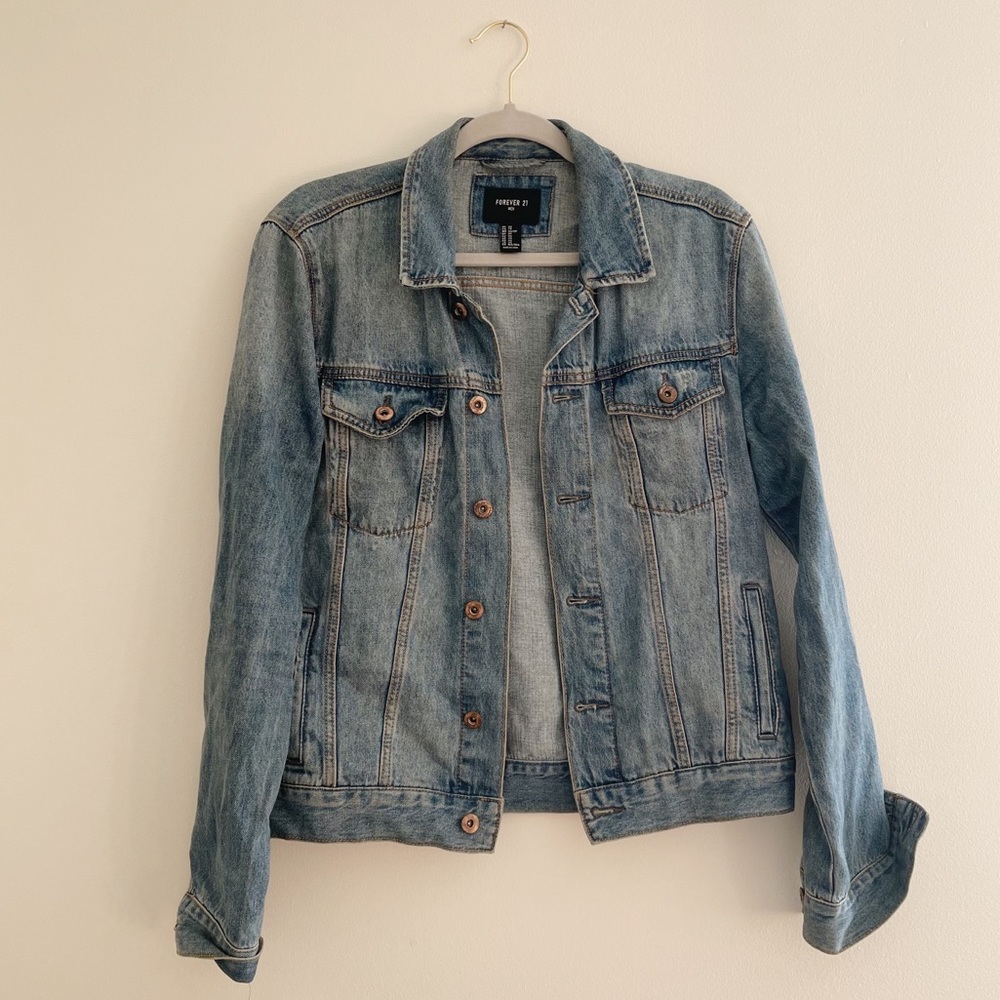 Forever 21 men’s jeans jacket - XS